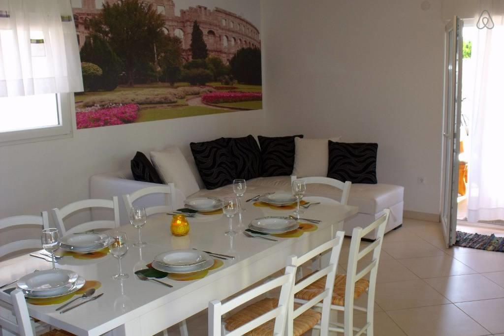 Holiday Home Tanja プーラ 部屋 写真